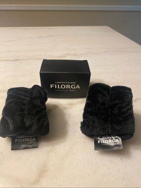 Filorga Bracelet Towels Plush Wrist Set